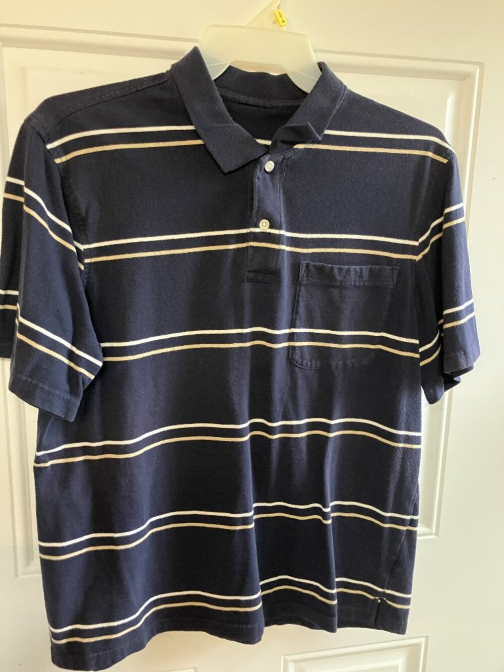 Men's Casual Button-up Shirt